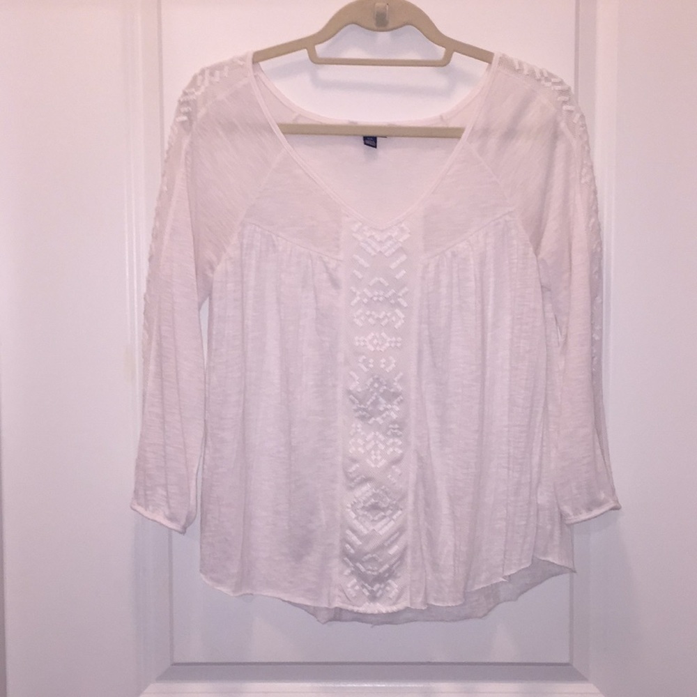 White Quarter Sleeve flowing shirt